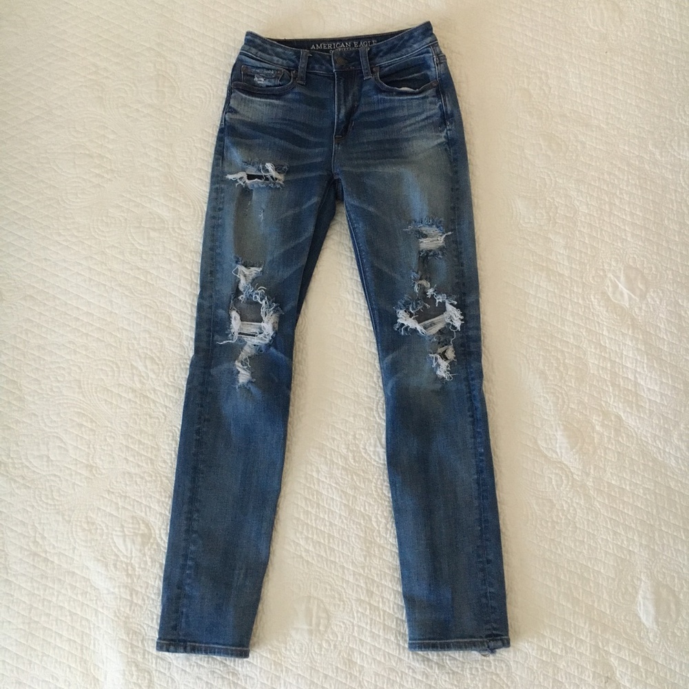 American Eagle AE Denim High Waisted Slim Jeans Destroyed Distressed 00 Short